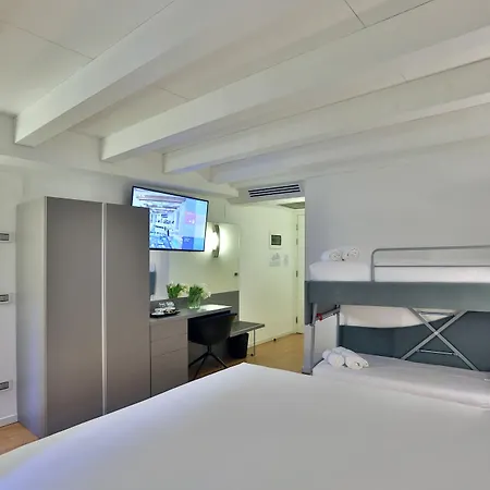 Otel Urban Design