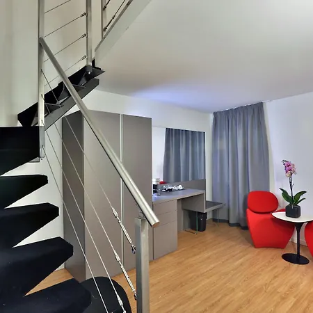Urban Design Otel 4*
