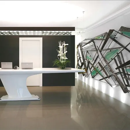 Szálloda Urban Design 4*