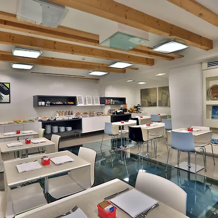 Urban Design Szálloda 4*