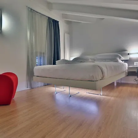 Urban Design 4*