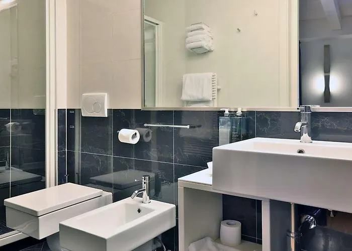 Hotel Urban Design 4*