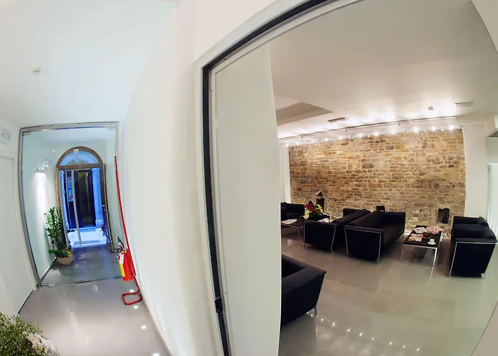 Urban Design Hotel 4*