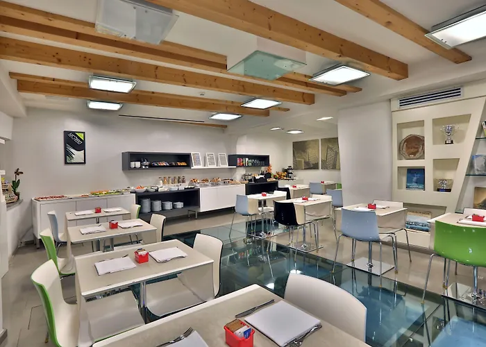 Urban Design Hotel 4*