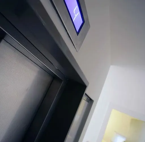 Hotel Urban Design 4*